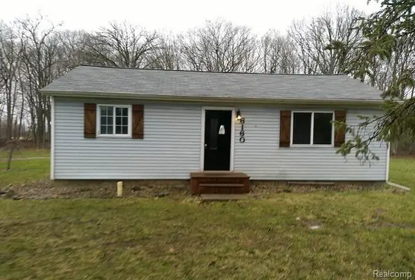 6160 Taylor DR, Mundy Township, MI 48507