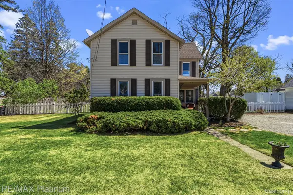 315 S West ST, Fenton, MI 48430