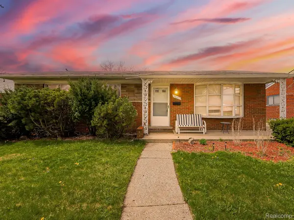26177 Cunningham DR, Warren, MI 48091