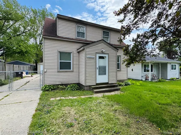 25973 Southwestern HWY, Redford Charter Township, MI 48239