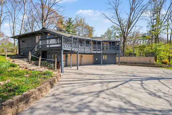 9277 Graytrax RD, Grand Blanc Charter Township, MI 48439