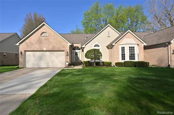 44153 Dylan, Sterling Heights, MI 48314