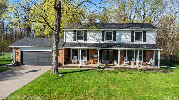 3423 Longview DR, Flushing Charter Township, MI 48433