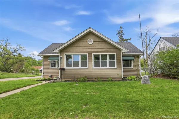 237 S Chocolay AVE,  Clawson,  MI 48017
