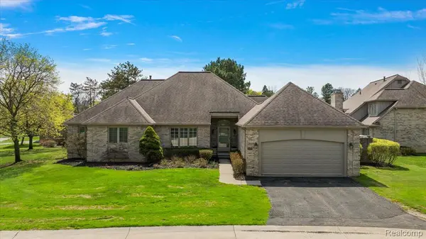 22025 Orchard WAY, Beverly Hills Village, MI 48025