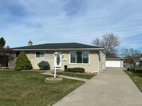 34246 Preston DR, Sterling Heights, MI 48312