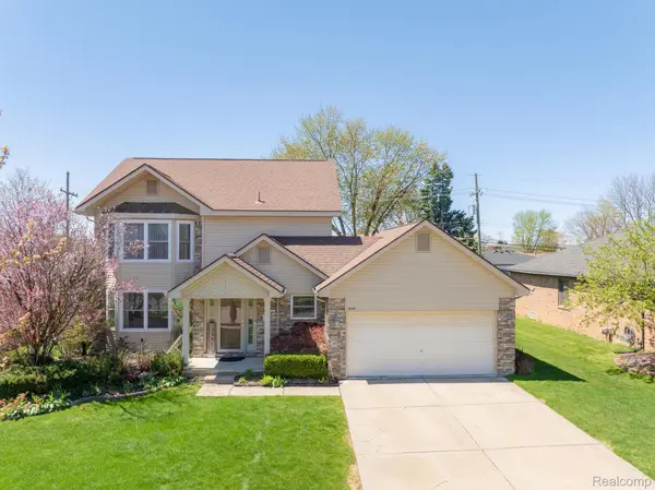 34509 Heartsworth LN, Sterling Heights, MI 48312