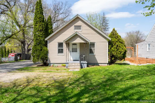 6248 Waldon RD, Independence Charter Township, MI 48346