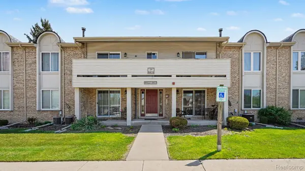 44413 Savery DR, Canton Charter Township, MI 48187