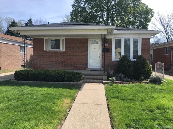6556 Drexel ST, Dearborn Heights, MI 48127