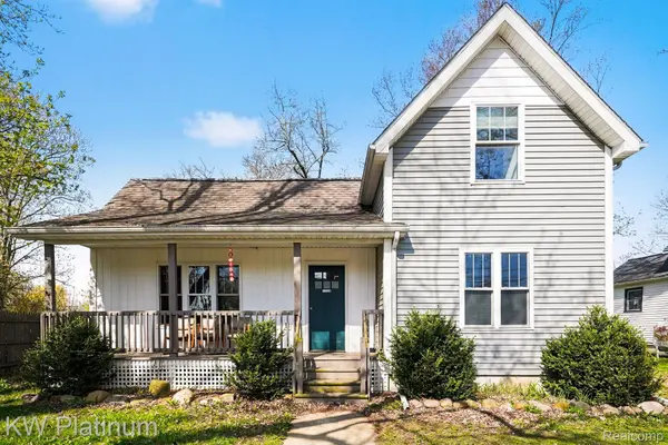 9557 Main ST, Clifford Village, MI 48727