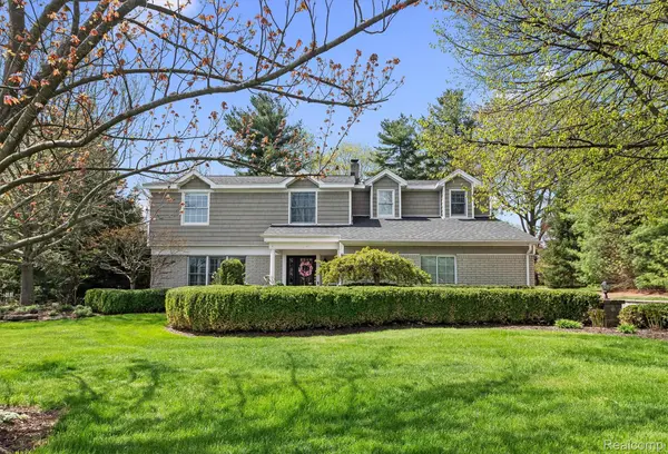 152 Randolph RD, Rochester Hills, MI 48309
