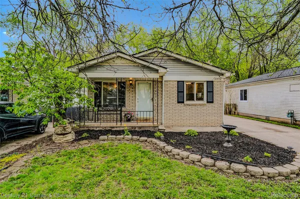 18490 Sumner, Redford Charter Township, MI 48240