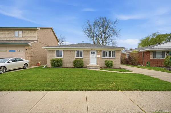 21525 Downing ST, St. Clair Shores, MI 48080