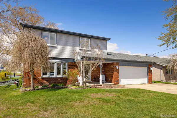7244 Cardinal RD, Clay Township, MI 48001
