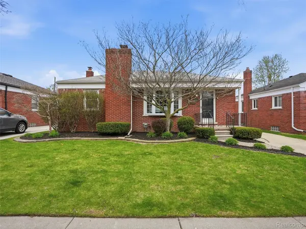 22125 Love ST, St. Clair Shores, MI 48082