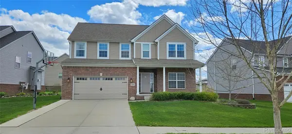 854 Jennifer LN, South Lyon, MI 48178