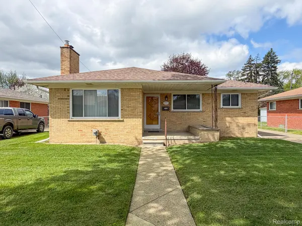 27323 Jean RD, Warren, MI 48093