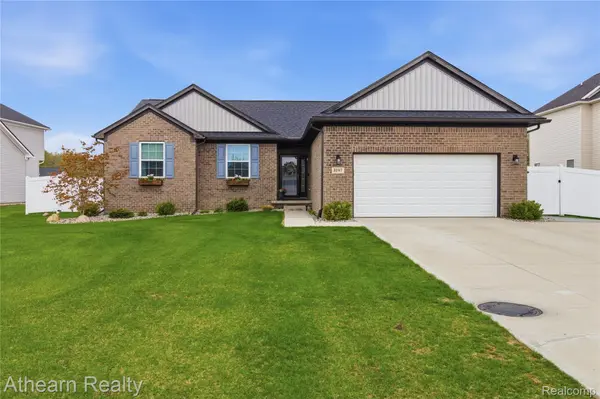 8197 Hidden Cove CT, Mundy Township, MI 48439