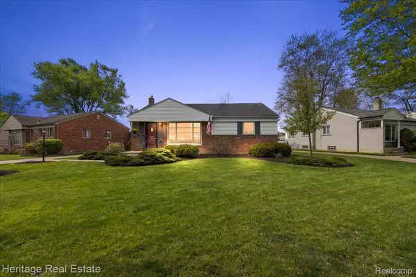 31881 Lamar DR, Farmington, MI 48336