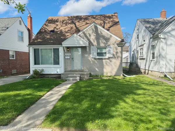 21230 Audette ST, Dearborn, MI 48124