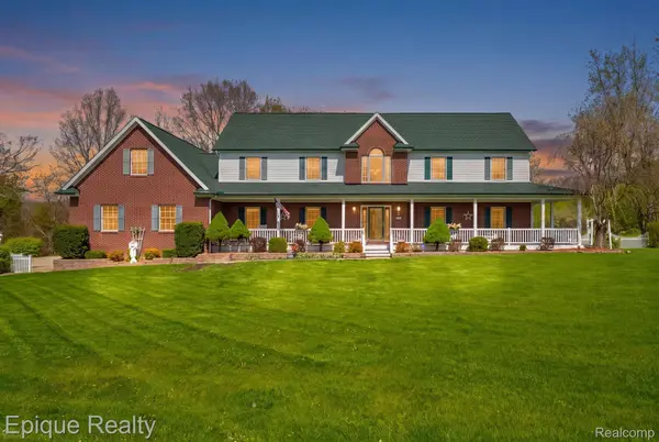 6495 Country Lane DR, Springfield Charter Township, MI 48350