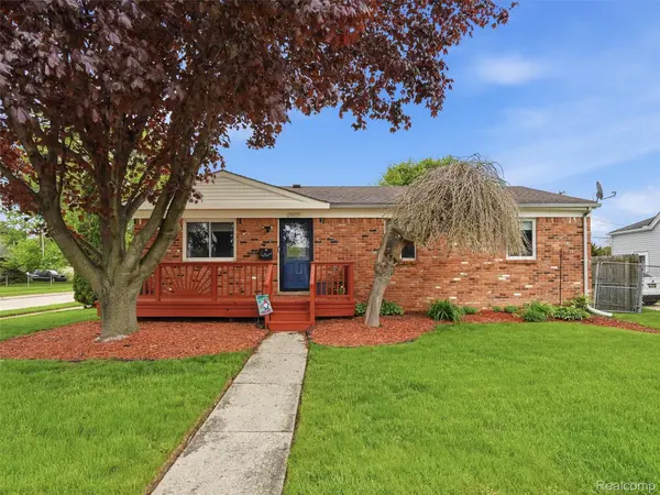 29450 Ruthdale ST, Roseville, MI 48066