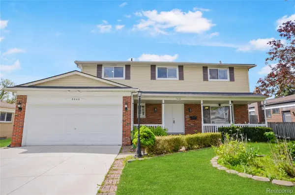 4048 Augustine DR, Sterling Heights, MI 48310