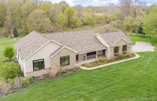 1263 N Baldwin RD, Brandon Charter Township, MI 48371