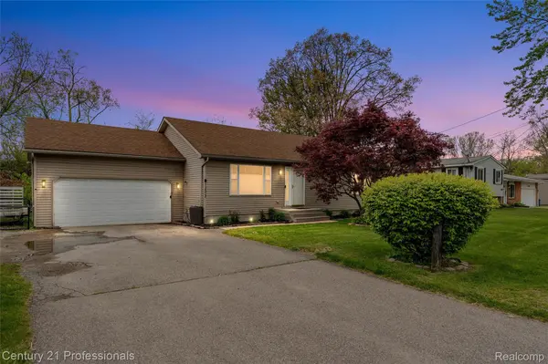 1203 Eason, Waterford Charter Township, MI 48328