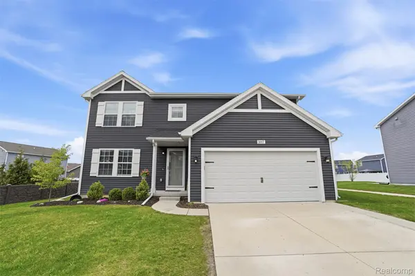 3017 Ivy Wood CIR, Howell Township, MI 48855