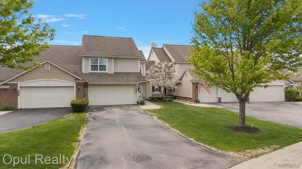 1774 Thistle DR, Canton Charter Township, MI 48188