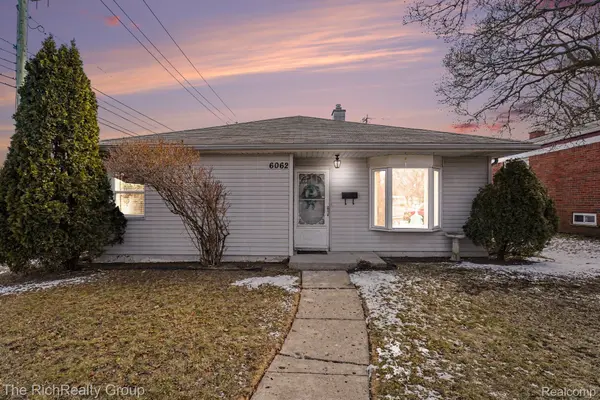 6062 Fenton ST, Dearborn Heights, MI 48127