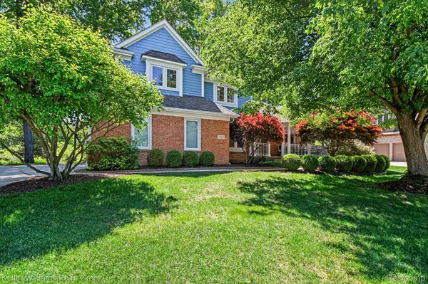 1091 American Elm ST, Orion Charter Township, MI 48360