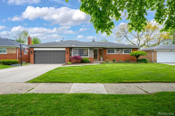 20500 Erben ST, St. Clair Shores, MI 48081