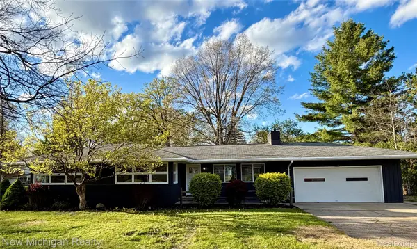 1208 Sorrento LN, Mundy Township, MI 48507