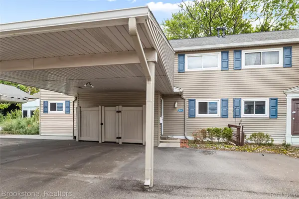 819 Kirts BLVD, Troy, MI 48084
