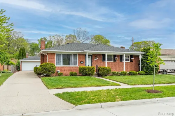 14538 Ronnie LN, Livonia, MI 48154