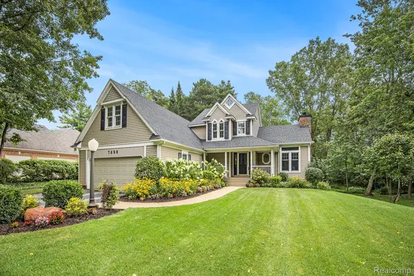 7690 Allen RD, Independence Charter Township, MI 48348