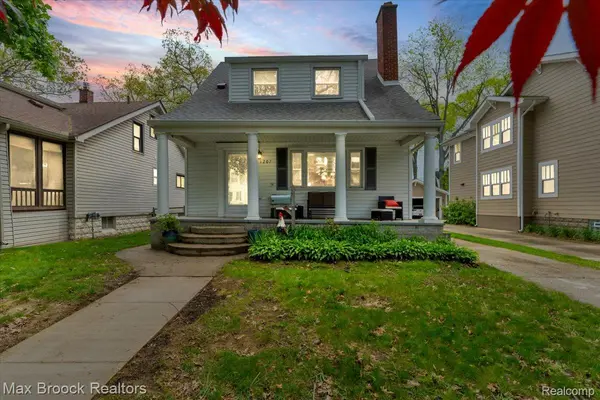 1207 Hoffman AVE, Royal Oak, MI 48067