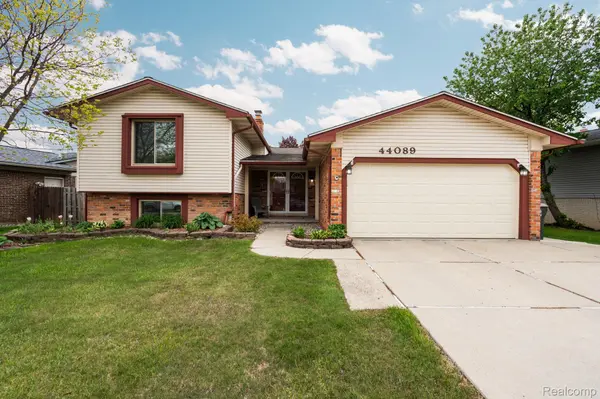 44089 Harsdale DR, Canton Charter Township, MI 48187
