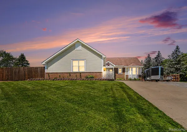 8012 Fox Hollow RD, Atlas Township, MI 48438