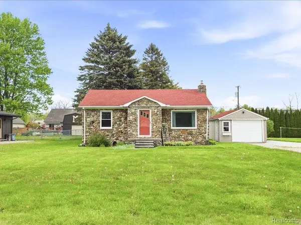87 Connecticut AVE, Marysville, MI 48040