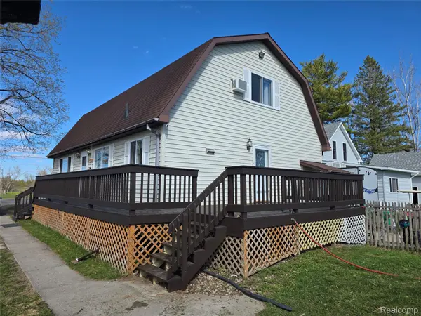 5847 F RD, Bark River Township, MI 49807