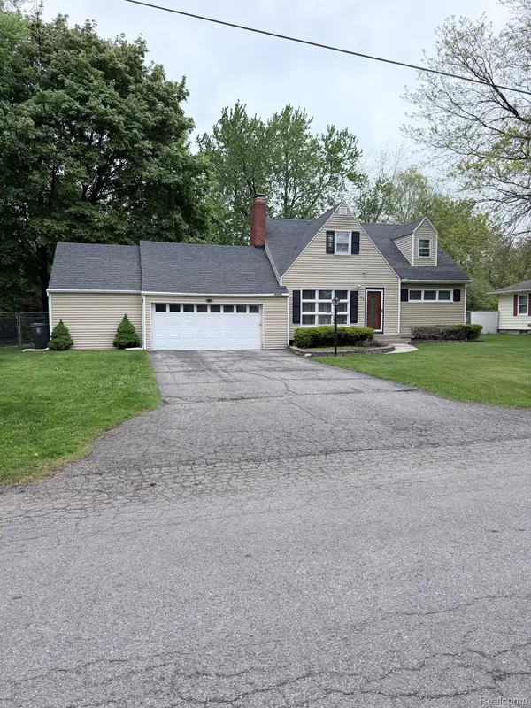701 Algonquin AVE, Flint, MI 48507