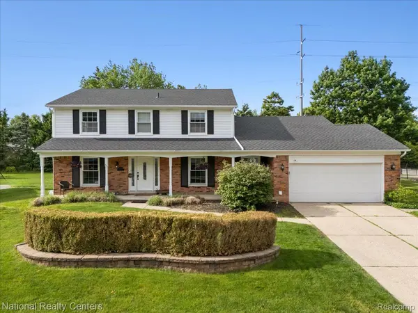 42054 Baintree CIR,  Northville Township,  MI 48168