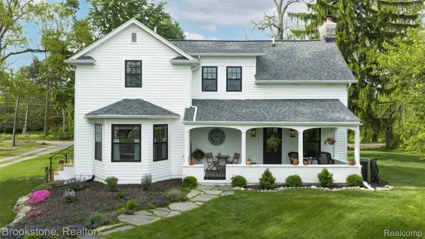 8322 BUCKELL LAKE, Groveland Township, MI 48442
