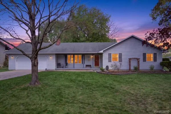 10350 Ataberry DR, Vienna Charter Township, MI 48420