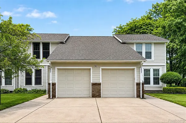 22857 Cranbrooke DR, Novi, MI 48375