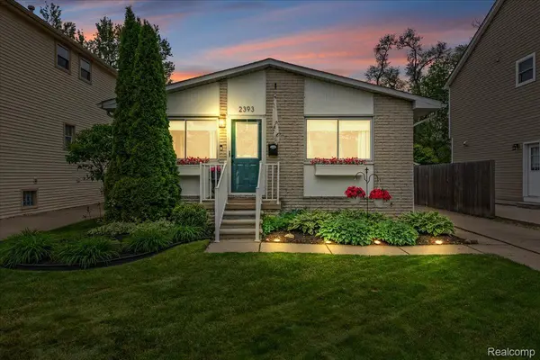 2393 Beverly BLVD, Berkley, MI 48072